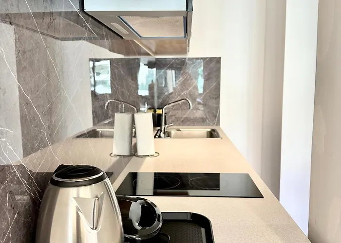 Bejler Center 3* ティラナ